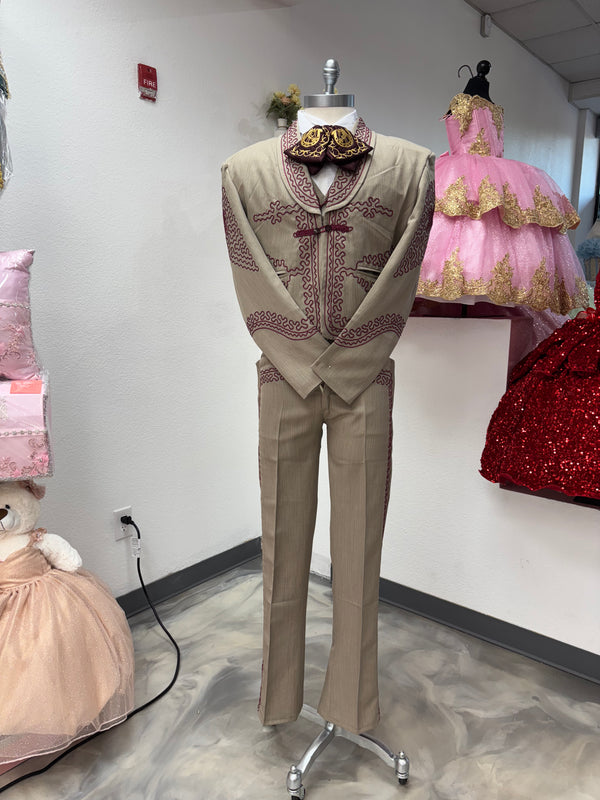 Traje Charro Cafecito Economico — traje de charro en Moroleón, Guanajuato — Boutique Moroleón