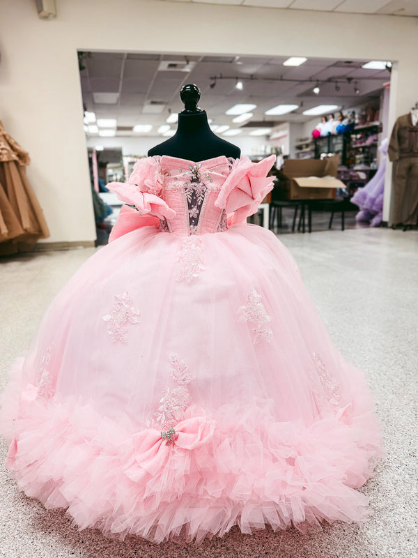 Pink Petal Bow Mini Quinceañera Gown — girls quinceañera dress at Boutique Moroleón Sacramento