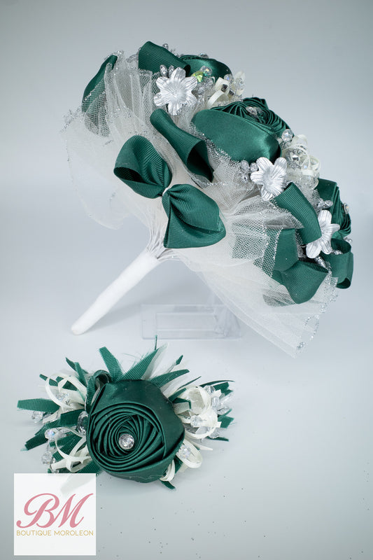 Quinceañera Ramo Emerald