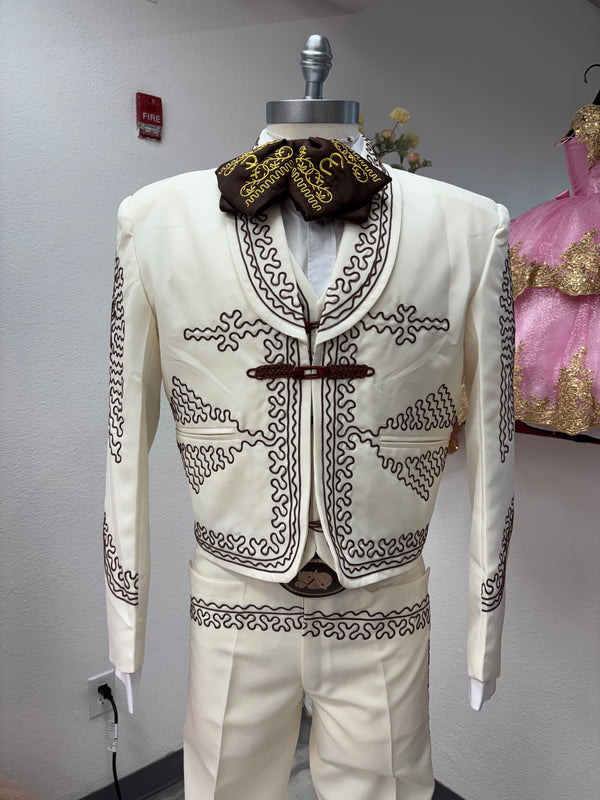 Traje Charro Marfil Economico — otra vista — Boutique Moroleón