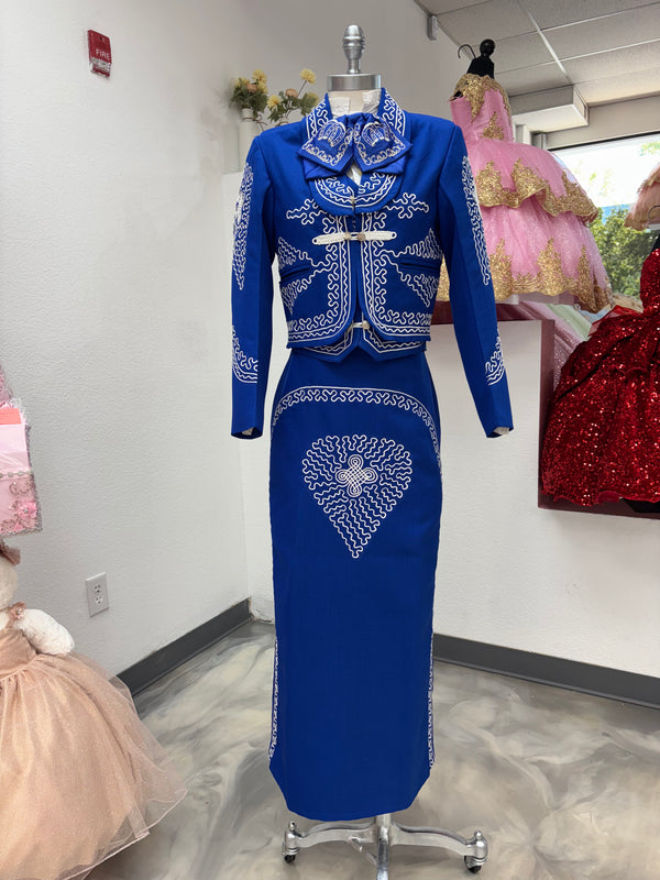 Traje Charro Azul Mujer Economico — traje de charro en Moroleón, Guanajuato — Boutique Moroleón