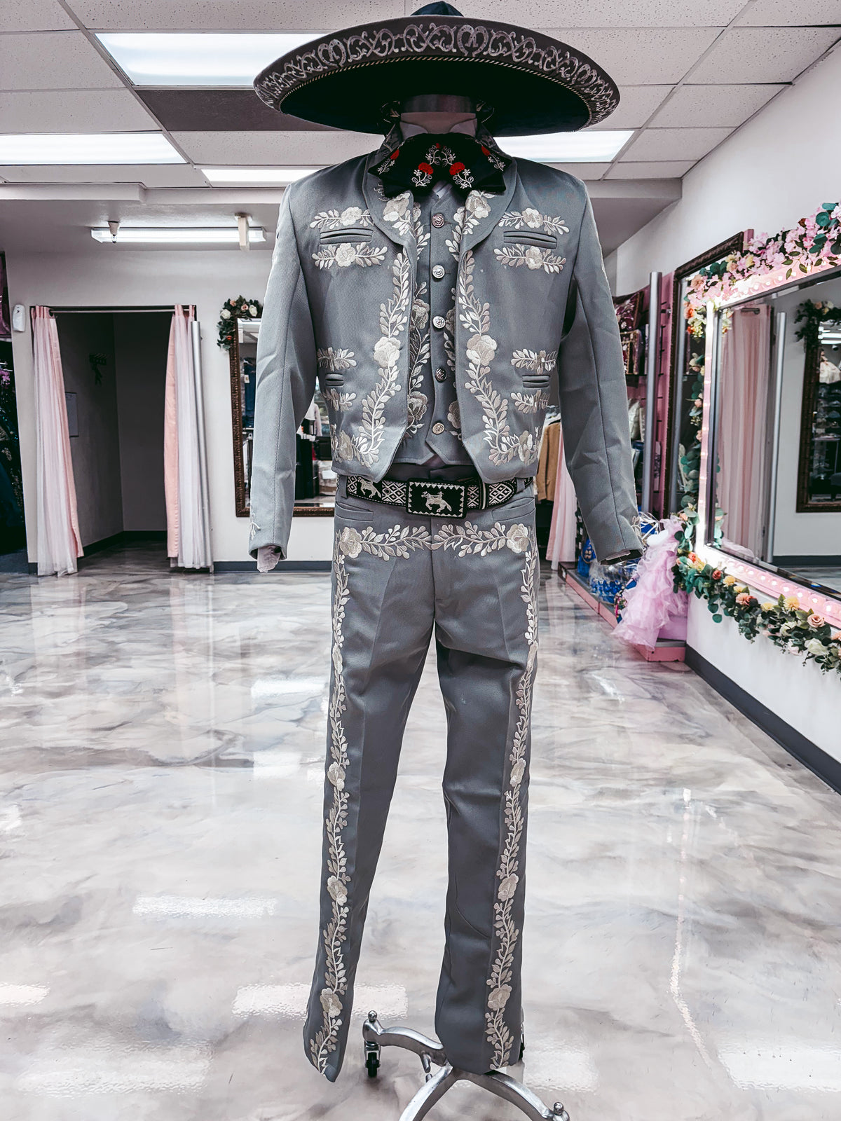 Classic Traje Charro Grey/Silver