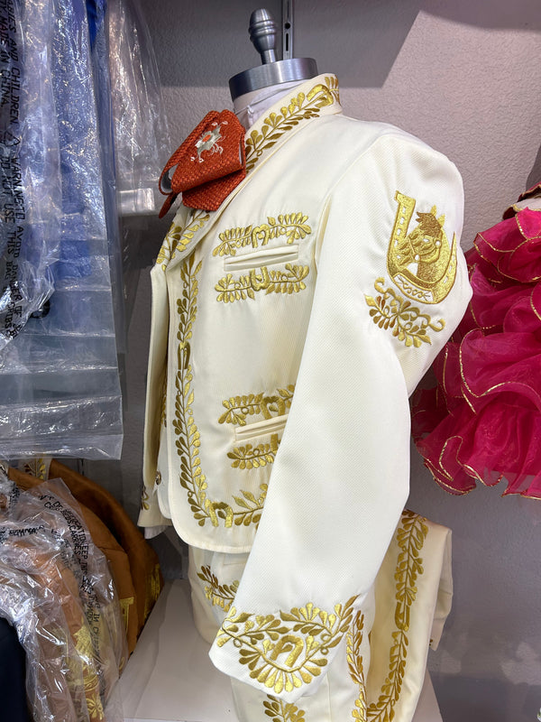 Charro Suit Classic Beige/ Gold — otra vista — Boutique Moroleón